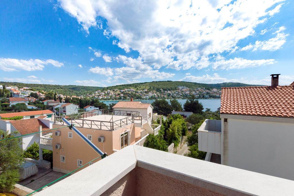 Apartmani Prkacin Trogir Exterior photo